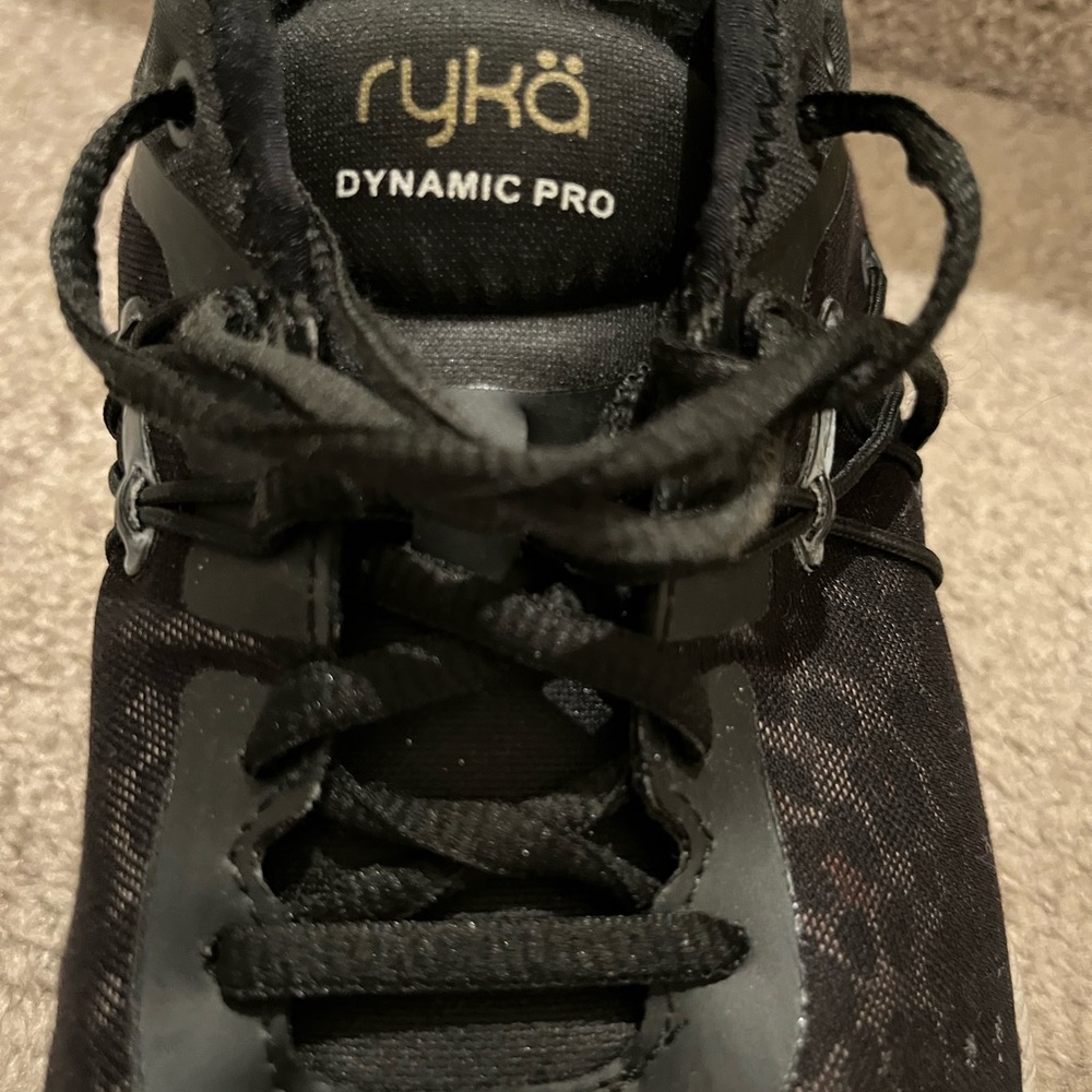 RYKA DYNAMIC PRO SNEAKERS